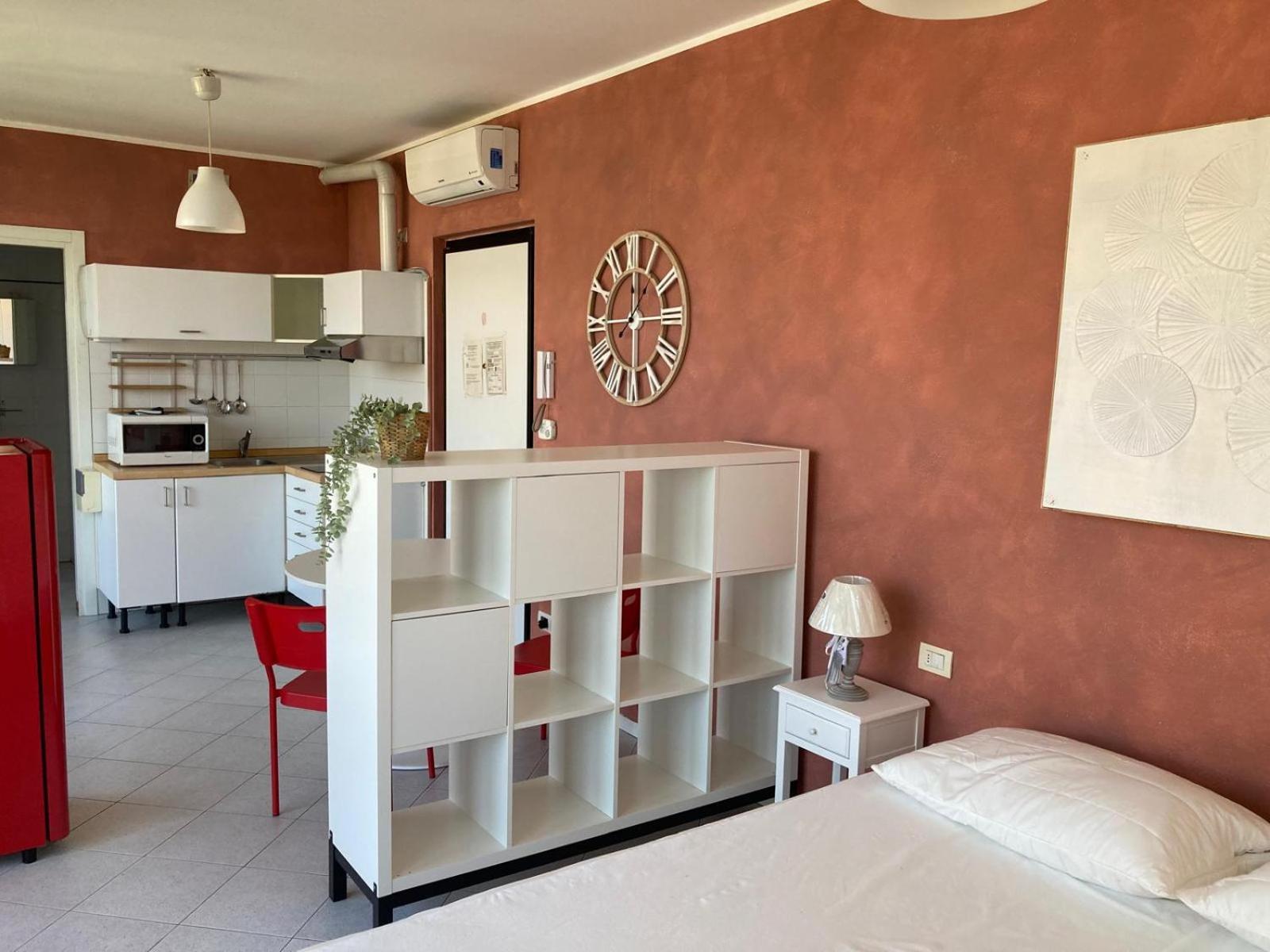 Gerenzano Apartments Экстерьер фото