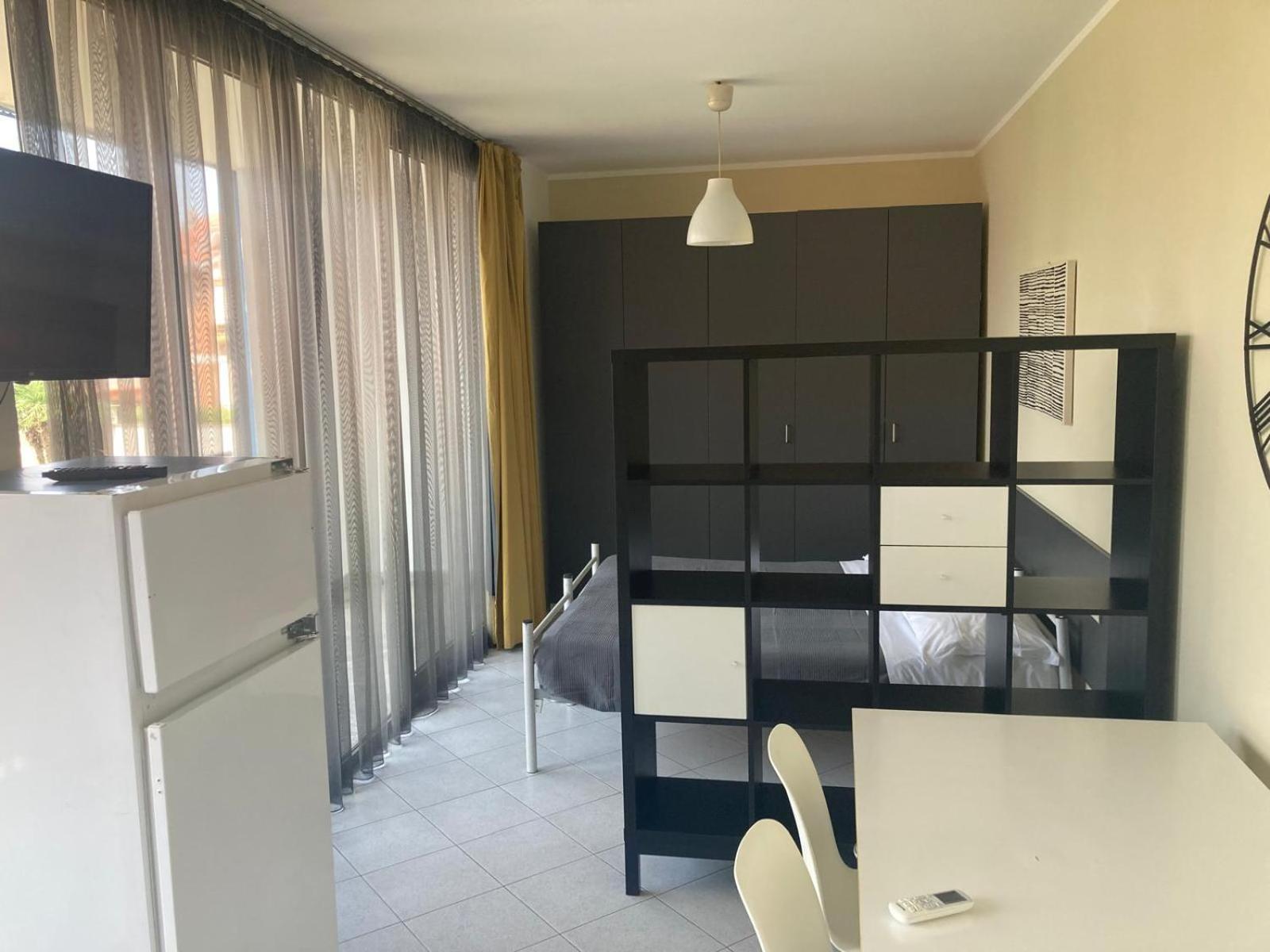 Gerenzano Apartments Экстерьер фото
